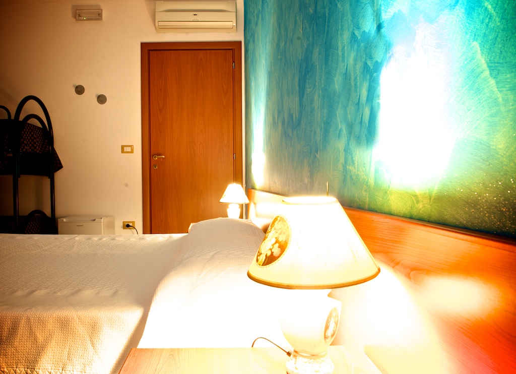 Le camere del Bed & Breakfast Nilosira sono confortevoli, spaziose e tutte dotate di terrazza privata ed attrezzata