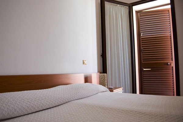 Le camere del Bed & Breakfast Nilosira sono confortevoli, spaziose e tutte dotate di terrazza privata ed attrezzata